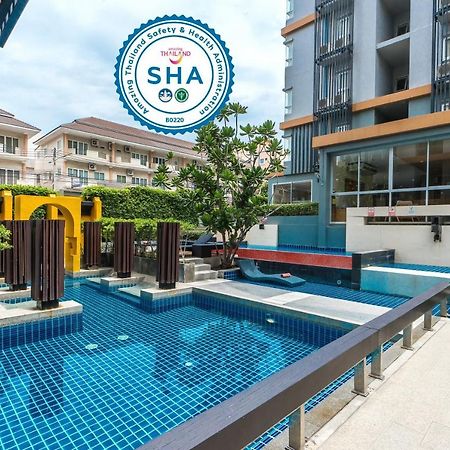 The Grass Serviced Suites Pattaya Exterior foto