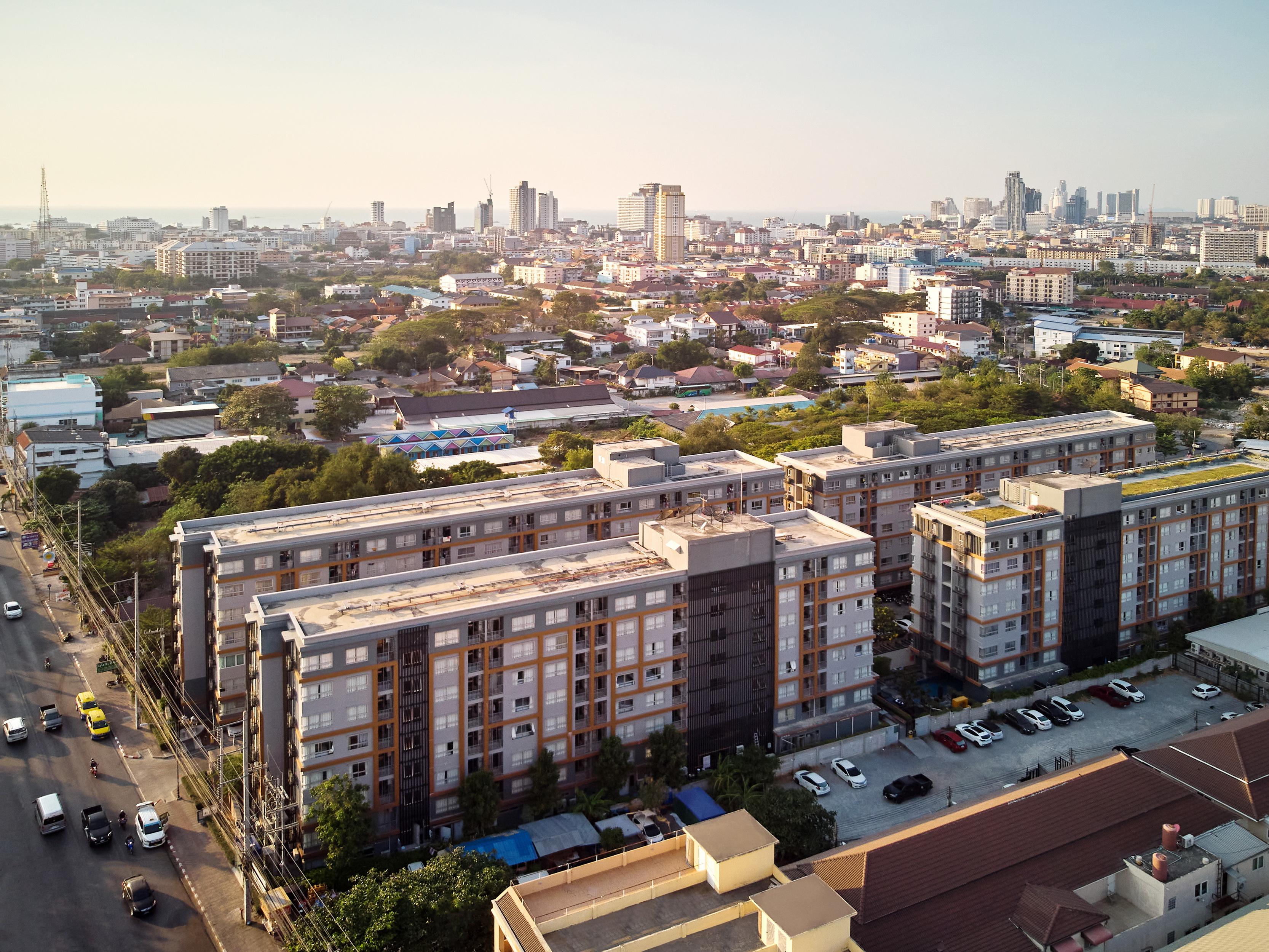 The Grass Serviced Suites Pattaya Exterior foto